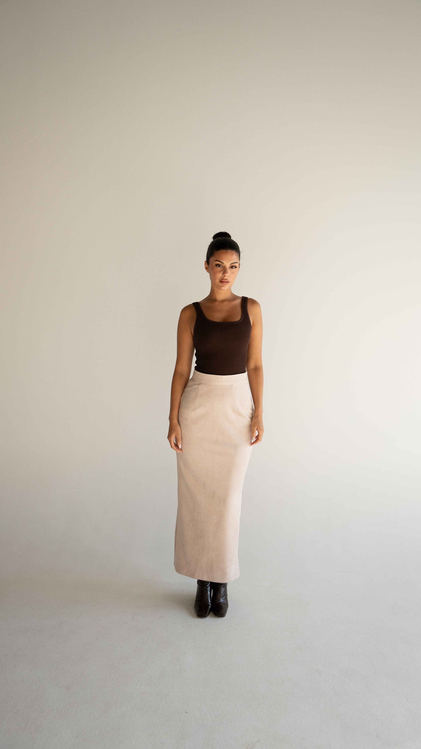 BEIGE SKIRT