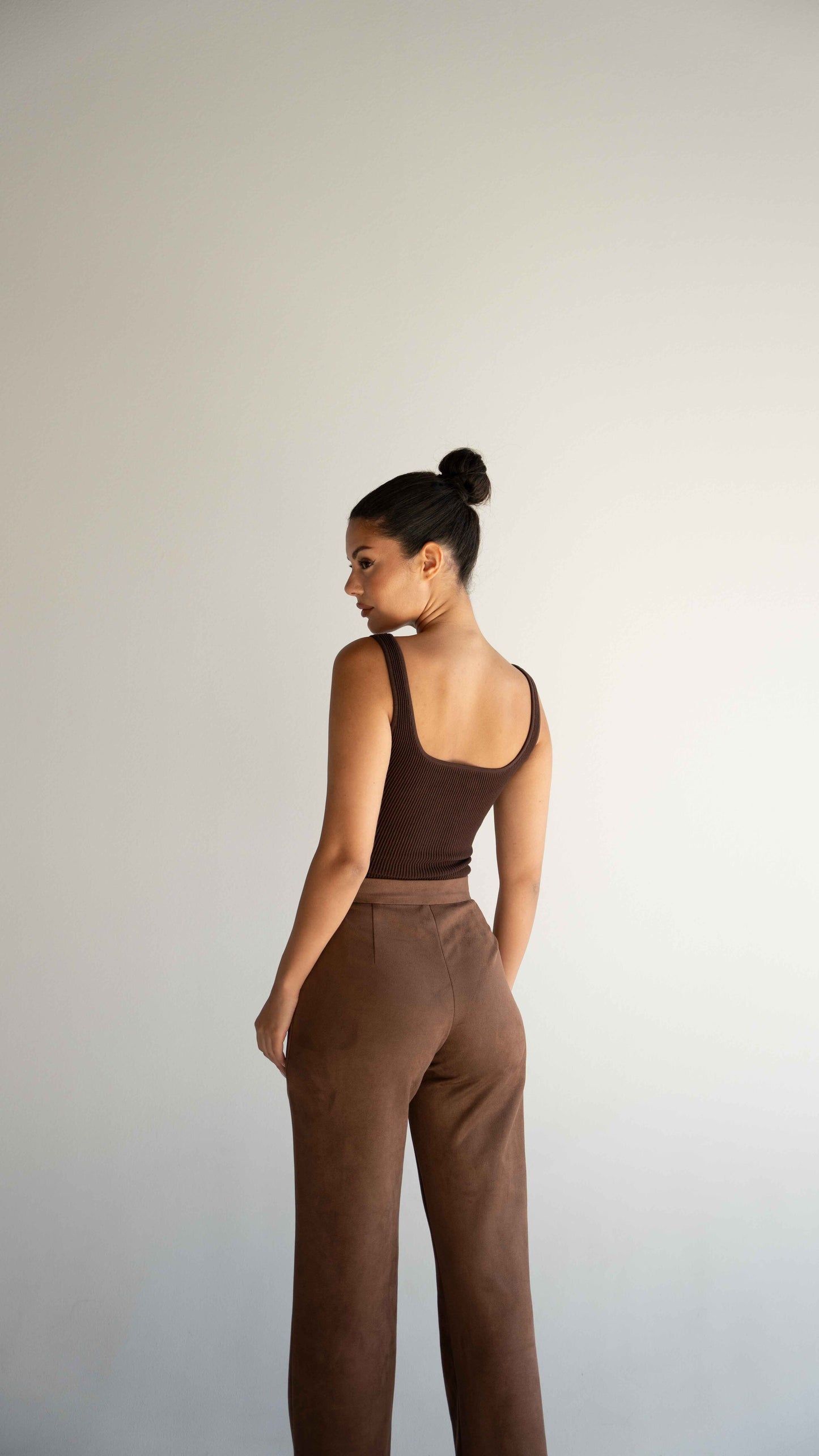 BROWN TROUSERS